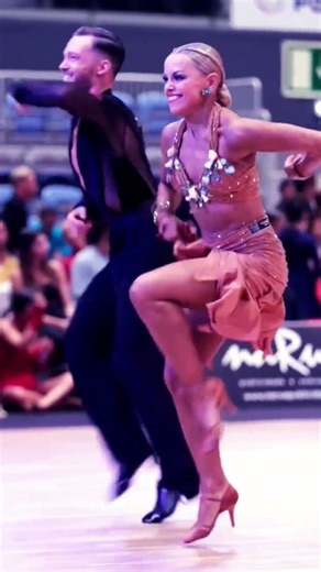 amazin jive performance🔥💃 #jive #ヲタ芸 #踊ってみ た ダンス #kpop #bts #ゼロ振り #サイリウムダンサー #ballroomdance #shorts