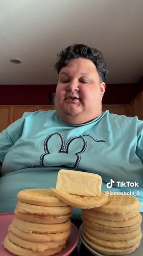 Waffle Mukbang: Indulging in 15 Delicious Waffles