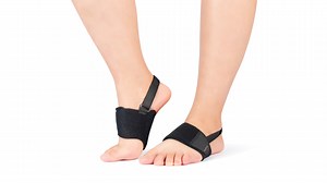 Watch How to wear this arch support brace on Amazon Live