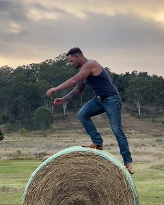Cowboys don't need an electric treadmill... 🤠 | LADbible
