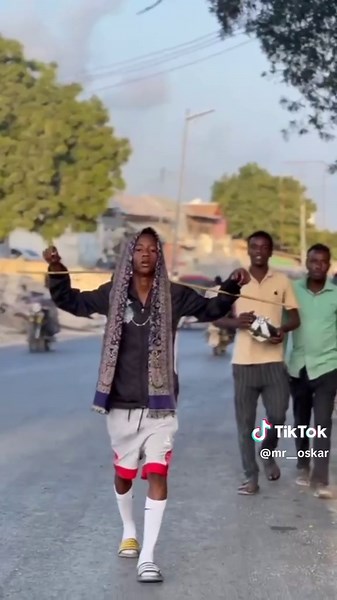 cyl xmr Awi #follow🤍👈🏻 #ciyaalxamar🇸🇴 #da_yar🤴🦋🍃🎧 #tiktiknepal🇳🇵🙏❤️🎶🏡 @🫡🕊️P͜͡o͜͡خo͜͡لo͜͡W͜͡w͜͡)_⏳🌴 @3G⚡️ #CapCut@☾︎🦋IՏTIᐯᗩᑎOʔ✔︎🍀