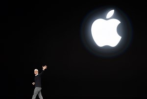 Apple just unveiled its big push into streaming video — Here's what five experts say it means for investors