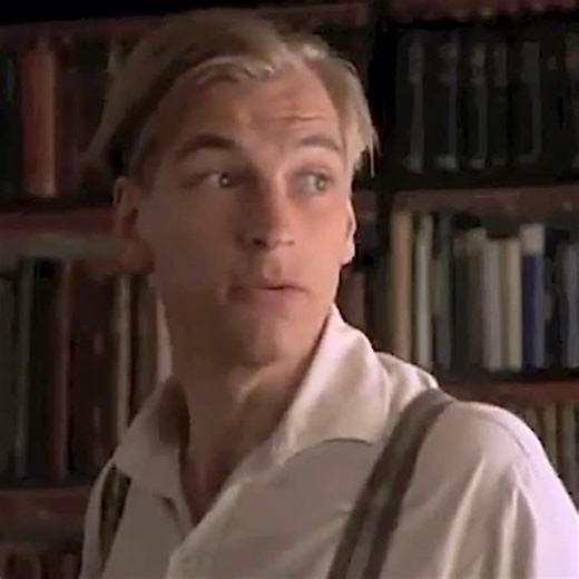 Charles Kreloff on Instagram: "#juliansands #birthday Julian Sands (George Emerson), Helena Bonham Carter (Lucy Honeychurch), Maggie Smith (Charlotte Bartlett) in “A Room with a View” (1985), directed by James Ivory, screenplay by Ruth Prawer Jhabvala, novel by E.M. Forster. #helenabonhamcarter #maggiesmith #aroomwithaview"