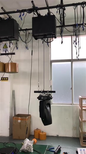 Kinetic moving head light #stagelighting #kineticlights #dmxlighting #movinghead #movingheadlight