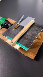 DIY Mini table saw.