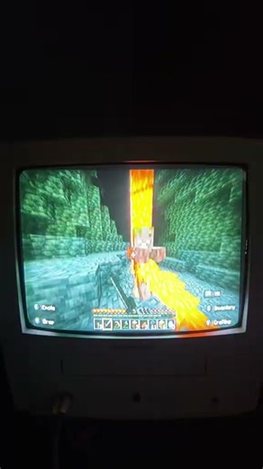 An old CRT made Minecraft feel different.. #Minecraft #CRTTV #retrogaming #retro #nolstagia