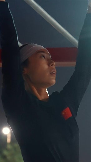Records shattered, seconds that created glory. Speed impresses, but discipline defines the story. From the first step to the finish line… The women of the China SWAT team left a mark written in history. 🎖🔥 #UAESWATChallenge . أرقام تُكسر، وثوانٍ تصنع المجد. السرعة تُبهر، لكن الانضباط هو العنوان. من البداية حتى خط النهاية… سجّلت سيدات الفريق الصيني التكتيكي حضوراً يُكتب في التاريخ. 🎖🔥 #تحدي_الإمارات_للفرق_التكتيكية
