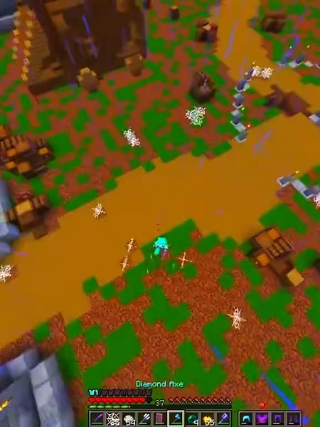 Exploring Mazer Club in Minecraft