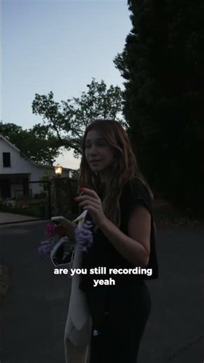 Red Windows on a White House?! 😍 | RELI - Windows & Doors