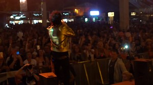 125K views · 8.7K reactions | What do you guys wanna hear at my Livestream Concert? https://bit.ly/lpworldtour | LP | Facebook