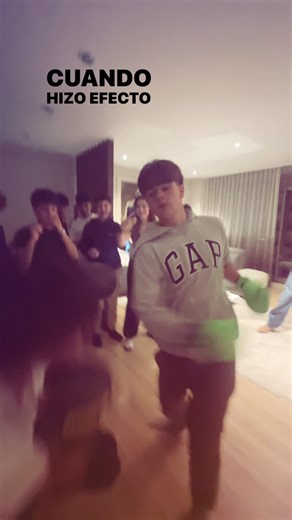 Videos de holi (@robloxianasjusjusjuas) con “sonido original - Postywrldsubs”