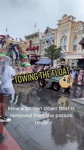 Parade Float Breakdown at Magic Kingdom: Rainy Day Drama