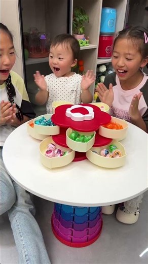 Cool Items!🥰Candy gift box magic weapon！#shorts