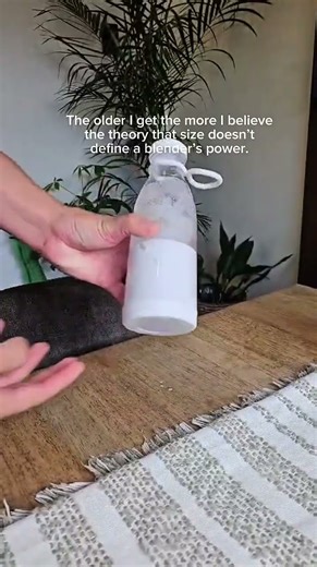 ⚡ Small Blender 😳 BIG Power 💥 This Portable Blender Is Way Stronger Than It Looks 🤯