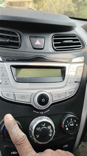 old model car music system mein Bluetooth nahin Hai to USB bluetooth ka use kar sakte hain