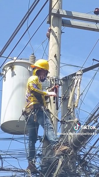 Understanding the Life of a Lineman: Job Risks Explained