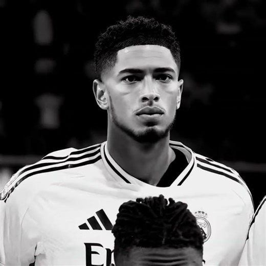 ترا اشتاقيت الك حنيت فديتو يخ ـبــللل بــيلي آلعشـق😚🤍✨ #هلا_مدريد_دائما_وابدا