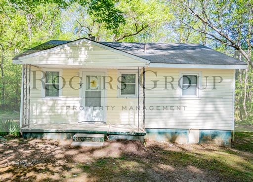 102 High St., Henderson, NC 27536