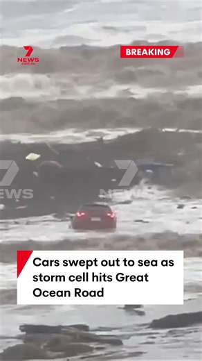 BREAKING: Cars have been swept out to sea by flash flooding in Victoria. Dramatic video shared with 7NEWS showed multiple vehicles at the mercy of the swollen Wye River being pushed towards the beach. #flood #flashfood #greatoceanroad #vic #victoria | 7NEWS Sydney