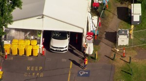 Queues at COVID-19 testing sites hours long in Melbourne