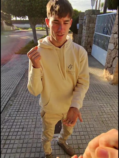 Buscando clientes para nuestra empresa! Parte 1 Jardineria Aureum Garden