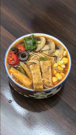 Loaded Veg Ramen Bowl | Indo-Asian Fusion Recipe