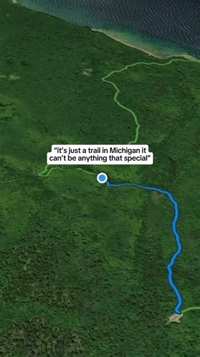 Is this the most underrated trail in the USA?! 😳🌊 The Chapel Loop Trail is in Pictured Rocks National Lakeshore, Michigan and it might be one of the most underrated hikes in the USA. 🥾 Trail Info: 📏 Distance: ~10.4 mile loop 📈 Elevation gain: ~800 ft ⏱️ Time: 4–6 hours 💪 Difficulty: Moderate ✨ Why it’s so special: You hike through forests and get to stand on 200ft tall sandstone cliffs watching the Lake Superior waves crash into the shoreline. You can explore secluded beaches too. The sect