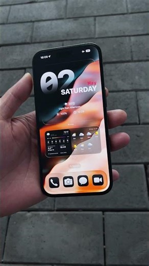 Clean & Minimal iOS Home Screen Setup 🖤 #shorts