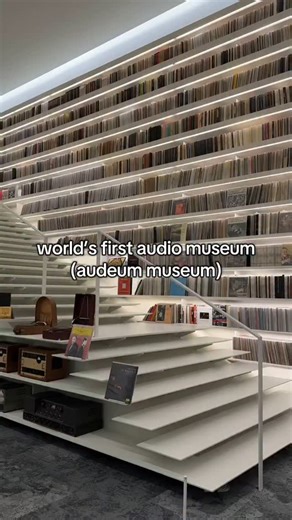 HIFI RETRO on Instagram: "In the heart of the Seocho-gu district, South Korea is now home to a truly unique place: the Audeum, Audio Museum, imagined by architect Kengo Kuma. More than just a museum, it is a cathedral dedicated to sound, where every detail the light, the scented wood, the circulation of air contributes to a rare sensory experience. Inside, visitors embark on a journey through more than a century and a half of sonic history: from the earliest phonographs to Western Electric syste