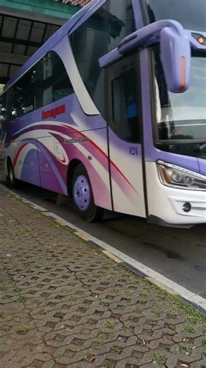 153 Bus Ramayana 026 Morodadi Prima Ventura Hino RK8 R260 Rute Wonosari - Tangerang