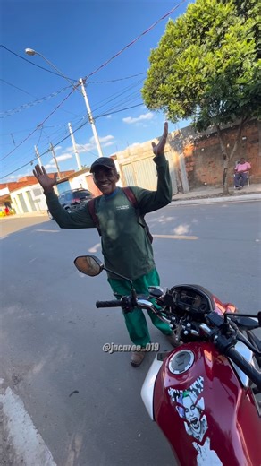 Renan Teofilo on Instagram: "Deus usa os loucos pra confundir os sábios 🥹🙌"