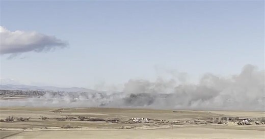 Colorado firefighters concerned over possibility of wildfires due to dry vegetation, strong wind