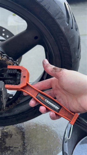 Quick Fix: Revive a Rusty Motorcycle Chain in 30 Seconds