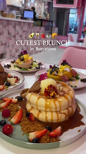 Discover the Cutest Pink Brunch Spot in Barcelona