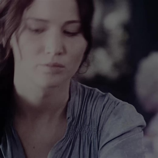 The Hunger Games Review: A Must-Watch for Fans