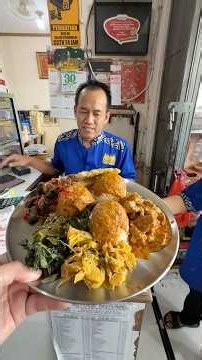 Time for some Nasi Padang, guys 📍RM Padang Sinar Minang Jln Mawadah Kelapa Dua Tangerang