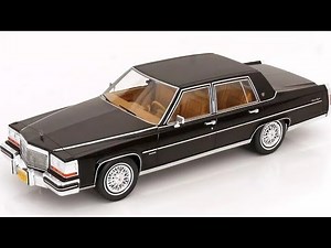 CADILLAC FLEETWOOD BROUGHAM 1982 MODELCAR 1/18