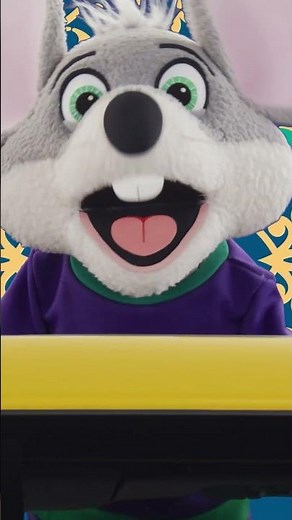 🛣️Hit The Road With Chuck E.!🚗🚙 #shorts #kidsongs
