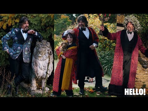 Laurence Llewelyn-Bowen: opens the doors to his festive Cotswolds home | HELLO!