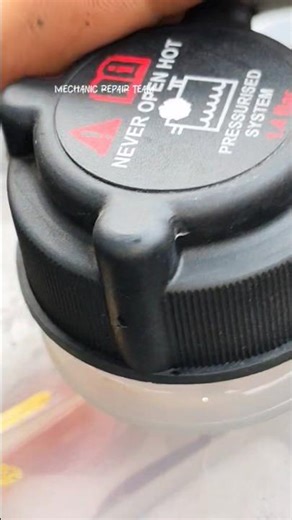 Coolant in reservoir tank check Easy(DIY!) 👍😊 #shorts