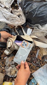 Very cool ! lots of money in abandoned bag #dollar #money #reelsviral #reelsvideo #reelsfacebook #reels #reelsviralfb #reelstrending #reelsfbシ #dollars #reelsfb #vairalvideo #garbage #rubbish #trash #reelschallenge #facebookpost #reelsviralシfb #moneymoney #FacebookReelsContest #facebookreelsviral #facebookreels #fypviralシ #fypviral #tranding #training #foryourpage #fypシ #fbreels #fblifestyle | Galaxy Restore