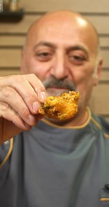 Il baccalà è buono in tutti i modi...ma fritto è davvero gudurioso! https://www.casapappagallo.it/ricette/frittelle-di-baccala-alla-curcuma | Casa Pappagallo