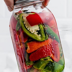 How to Make Hot Pepper Sauce