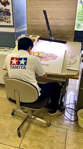 TAMIYA 插畫師現場繪製盒繪 @tamiyainc | 萬年東海模型玩具