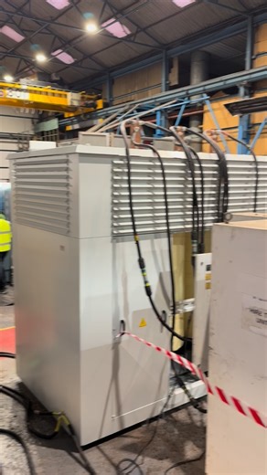 Metartec | 3,600kW static frequency converter operating with an isolation output transformer. #MEGA M UPS #staticfrequencyconvertor #60 modules. | Instagram