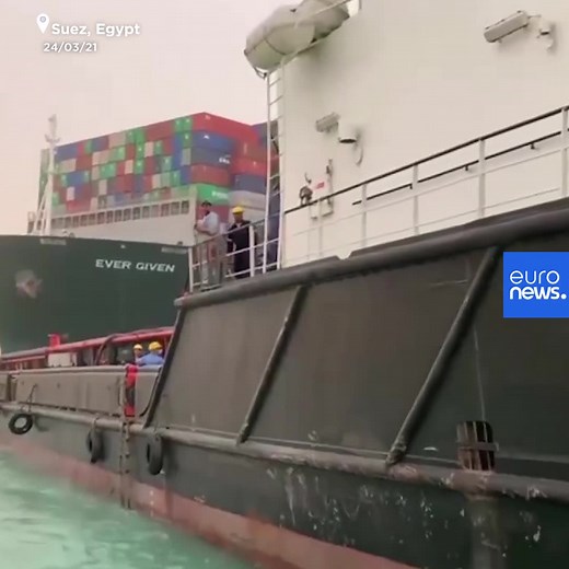 Efforts to dislodge the huge ship blocking the Suez Canal were continuing on Thursday. The 400-metre-long vessel got stuck in the vital waterway en route from China to Rotterdam. | Euronews English