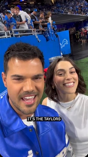 Taylor and Taylor Lautner are dialed in for Sunday night! 🤩 | Sunday Night Football on NBC