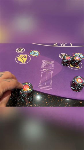 BLUFF Counts $30K in Chips! Winning Big Blackjack: #vegas #shorts #casino #roulette #blackjack