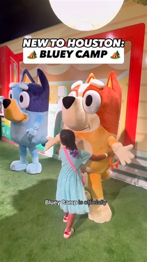 Lauren Washington | Travel + Food Influencer on Instagram: "CAMP BLUEY IS NOW OPEN IN HOUSTON! ✨ --- @campstores Bluey just opened its first location in Houston! Enjoy this fun and immersive experience exploring Bluey's home! Your kids will love meeting Bluey and Bingo after their adventure! This is a perfect outing for your kids and family! ✅ Perfect for: Beating the Houston heat, weekend family fun, or a special surprise for your little ones! 🎟️ Tickets range from $34 -$48 depending on the da