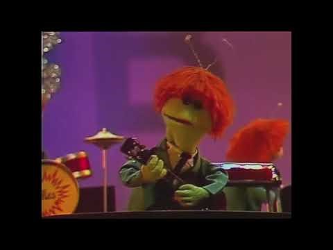 Sesame Street - Proud to Be a Cow (Isolated Bass)